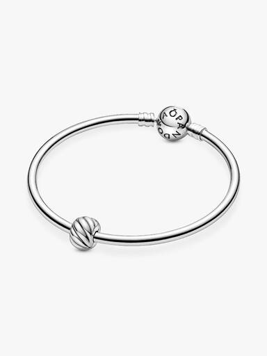 Charm Sujetador diseño de plumas pulido