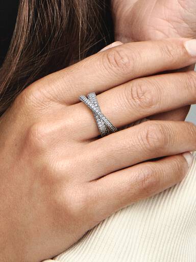 Anillo Doble Cruzado en Pavé de Pandora Timeless 48