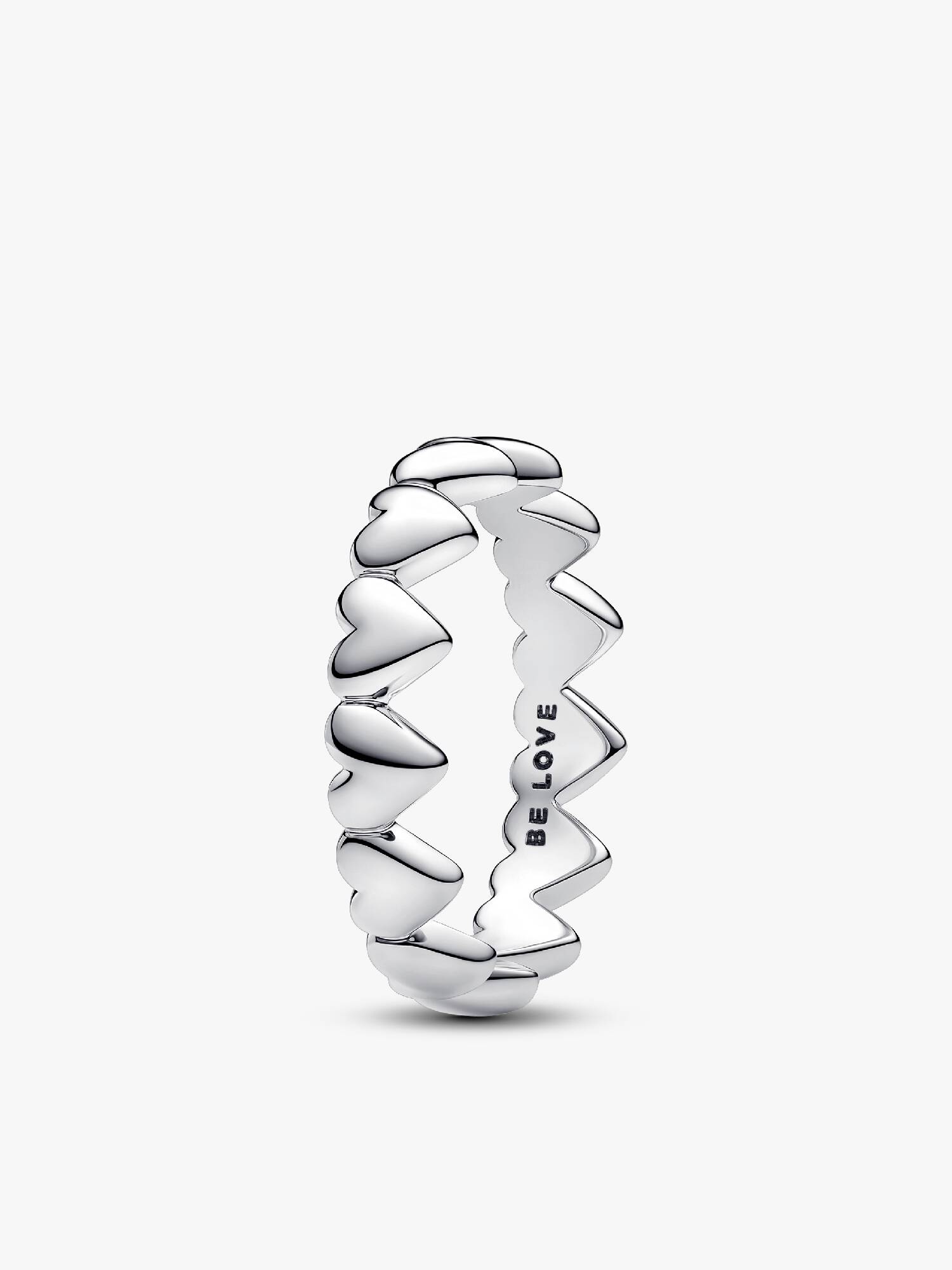 Anillo Fila de Corazones Plateado