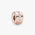 Charm Sujetador Hilera reluciente Bañado en Oro Rosa de 14k Charm Sujetador Hilera reluciente Bañado en Oro Rosa de 14k