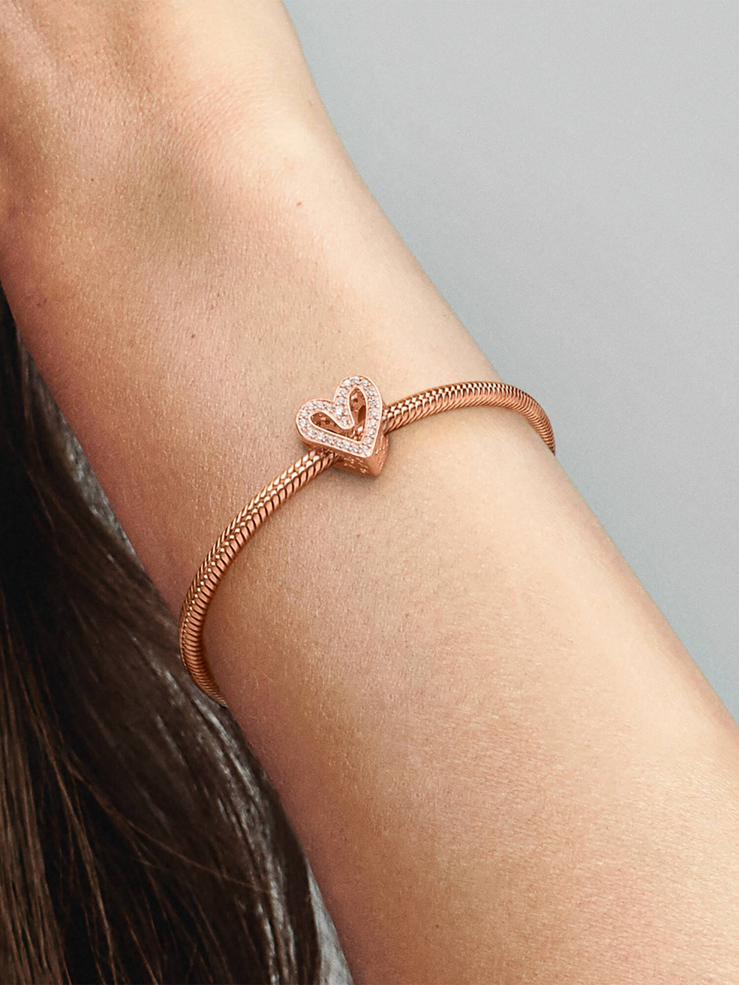 Charm resplandeciente Corazón de diseño libre Recubrimiento en Oro Rosa de 14k Talla única