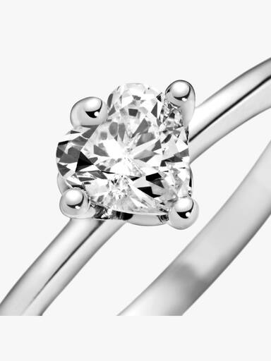 Anillo Solitario Corazón Transparente